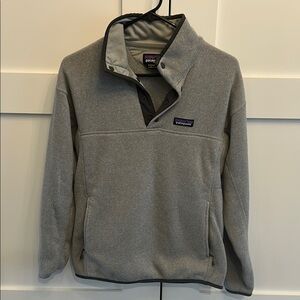 Patagonia Charcoal Snap-T Fleece